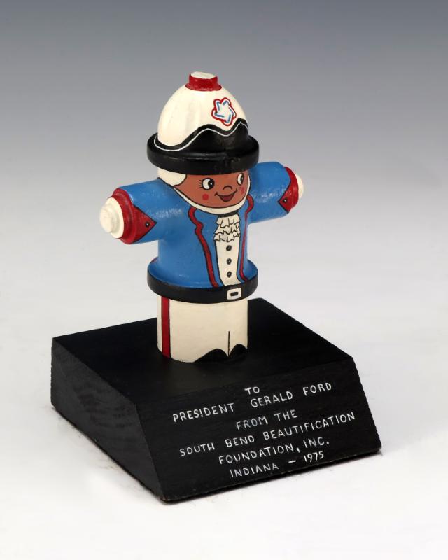 1989.937.1; Gerald R. Ford Presidential Library & Museum, Grand Rapids, MI