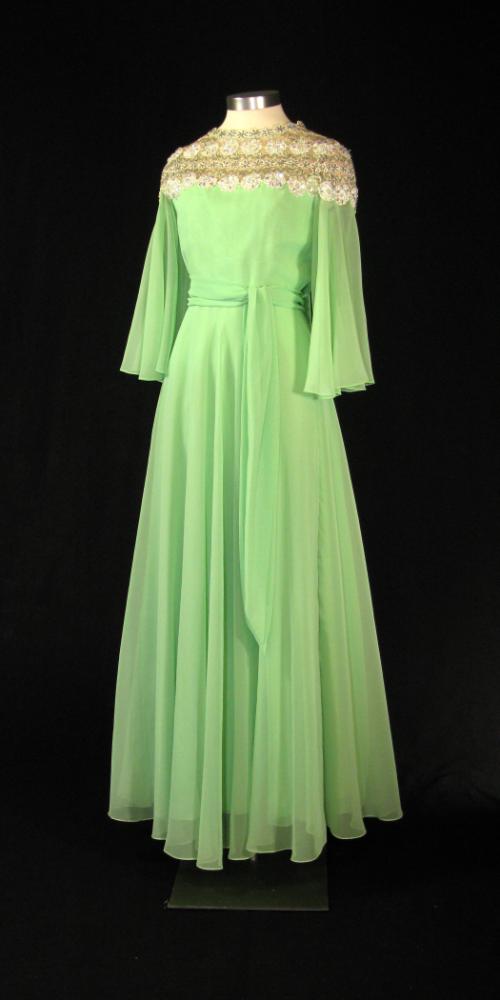 Artifact No.1982.33.2, Green Luis Estévez Chiffon Gown with Floral Appliqué; Gerald R. Ford Pre…