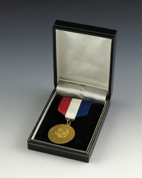 1989.490.1 a-b; Gerald R. Ford Presidential Library & Museum, Grand Rapids, MI