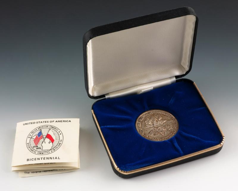 1989.385.1 a-c; Gerald R. Ford Presidential Library & Museum, Grand Rapids, MI