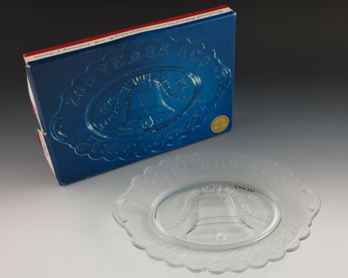 1988.605.3 a-b; Gerald R. Ford Presidential Library & Museum, Grand Rapids, MI
